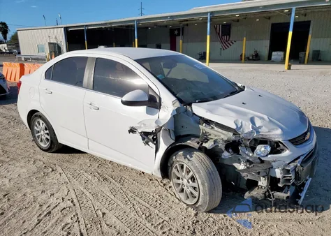 2017 Chevrolet Sonic Lt из США, поврежденный, VIN 1G1JD5SH1H4120721